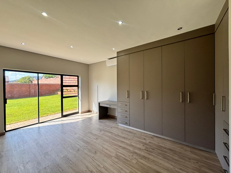 3 Bedroom Property for Sale in Van Der Hoff Park North West